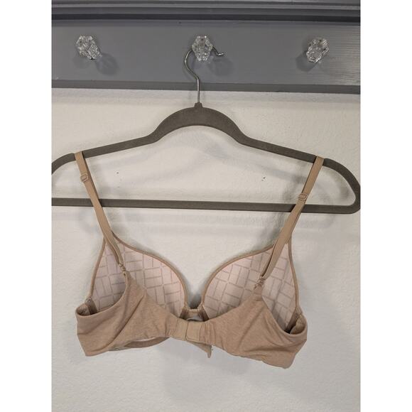 VICTORIA'S SECRET Women's Size 32C Perfect Shape Pushup Smooth Underwire Bra $49 - Picture 6 of 7